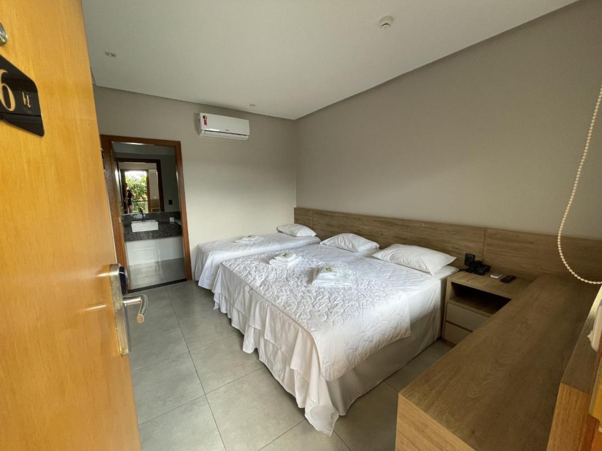 Hotel Do Lago Bela Vista de Goias エクステリア 写真